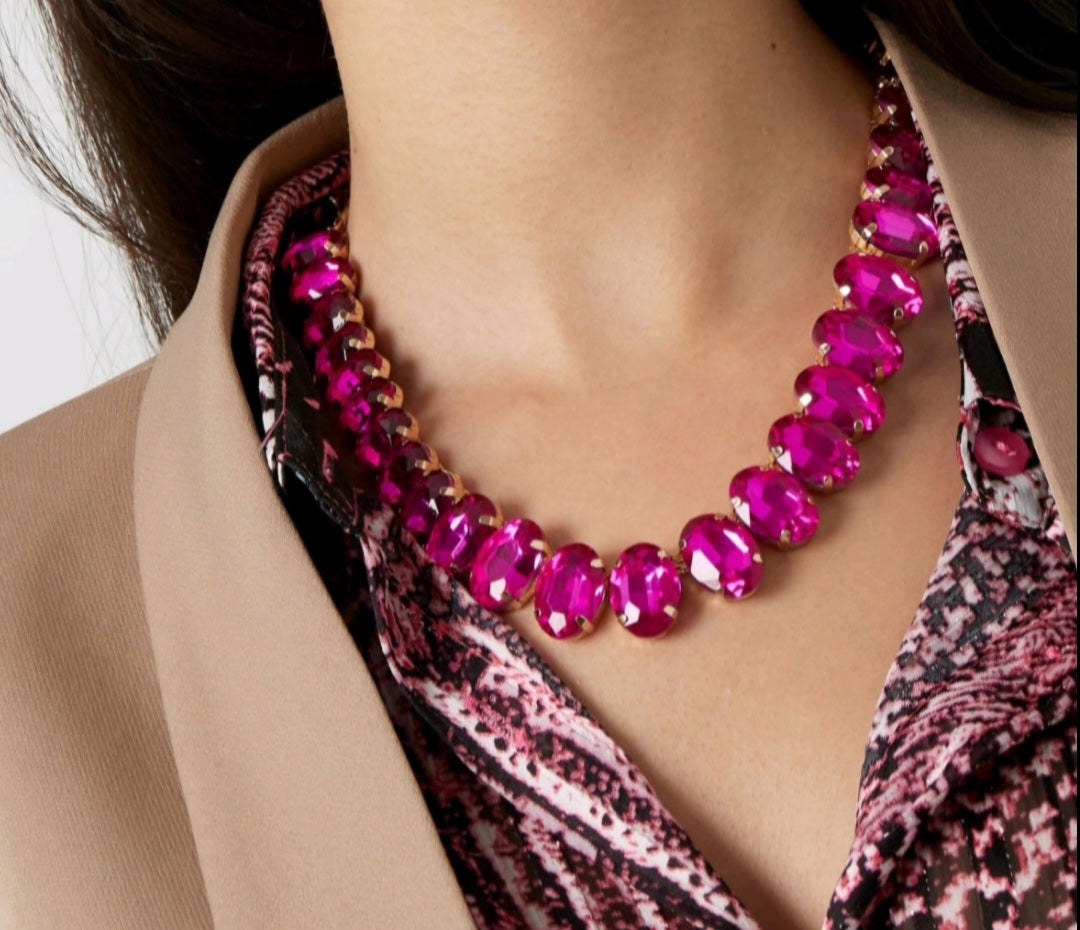 Collier doré perles roses fuschia