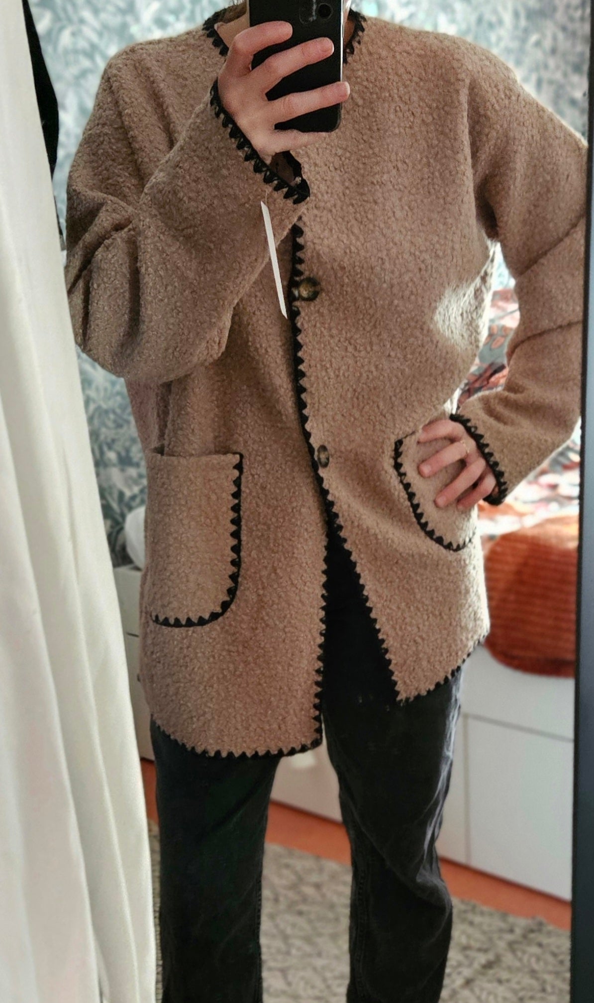 Veste mi longue peluche  Teddy en beige surpiqué Noir